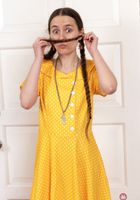 Sia Wood rolls in for some fun, Sia Wood (sia004) ATK Natural & Hairy: Sia Wood (Sia Wood rolls in for some fun)