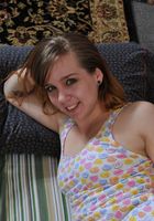 Zoe spreads her pussy, Zoe (zoe018) ATK Archives: Zoe (Zoe spreads her pussy)